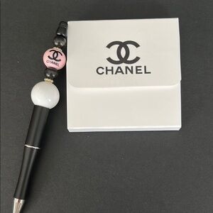 Fashionista notepad and pen set $10